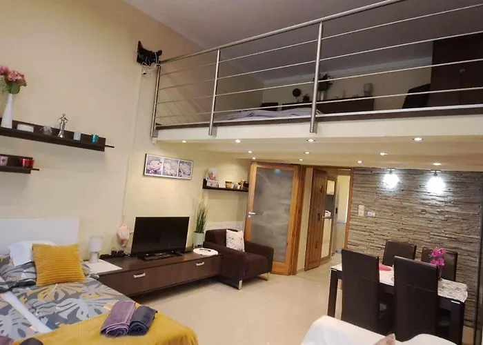 Szandi Belvarosi Apartman