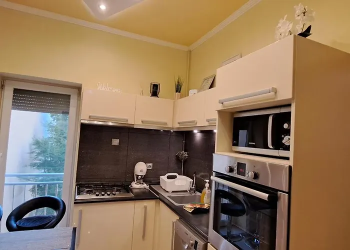 Szandi Belvarosi Apartman